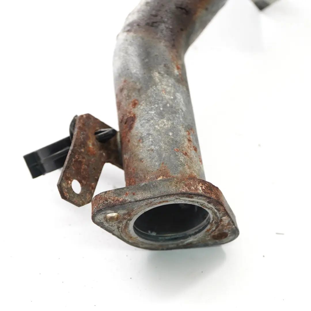 Tubo della pompa dell'acqua Mercedes Vito W639 OM642 Linea del liquido per con numero di parte A6422000052 Tubo della pompa dell'acqua Mercedes Vito W639 OM642 Linea del liquido - SKU A6422000052 - Numero di parte A6422000052