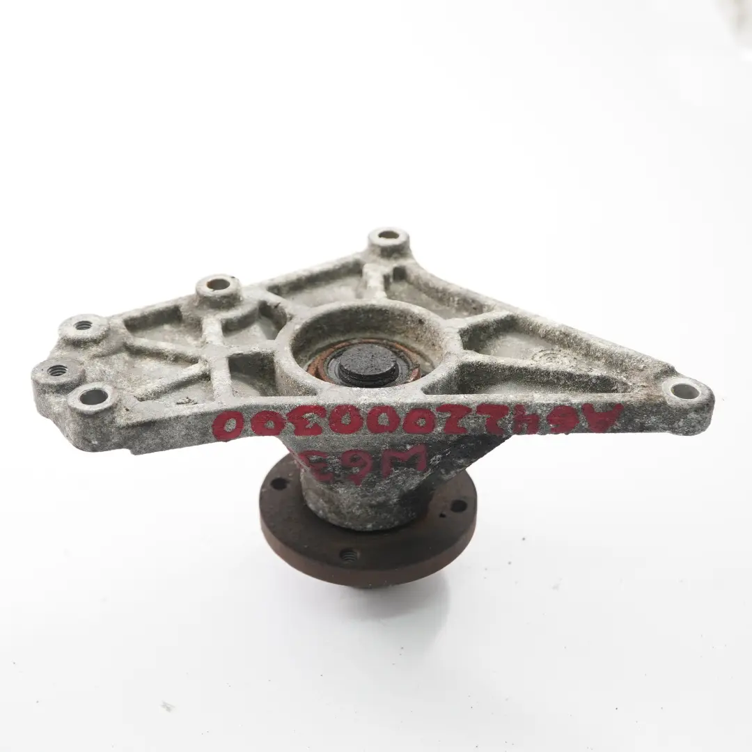 Alloggiamento Mercedes Vito W639 OM642 Tendicinghia Cuscinetto per con numero di parte A6422000420 Alloggiamento Mercedes Vito W639 OM642 Tendicinghia Cuscinetto - SKU A6422000300 - Numero di parte A6422000420