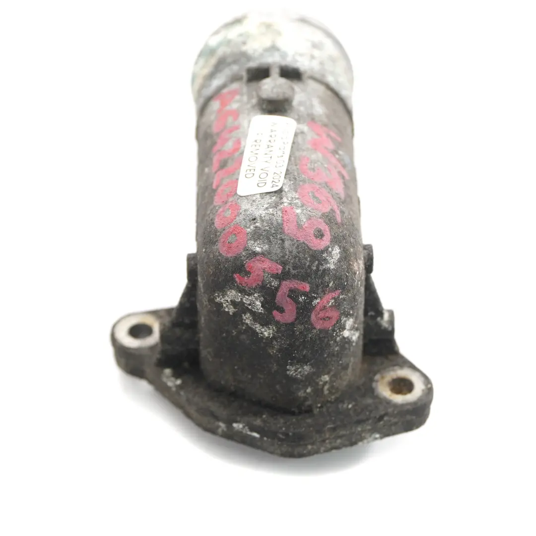 Flangia Mercedes W639 OM642 Linea raffreddamento Raccordo Flangia per con numero di parte A6422000556 Flangia Mercedes W639 OM642 Linea raffreddamento Raccordo Flangia - SKU A6422000556 - Numero di parte A6422000556