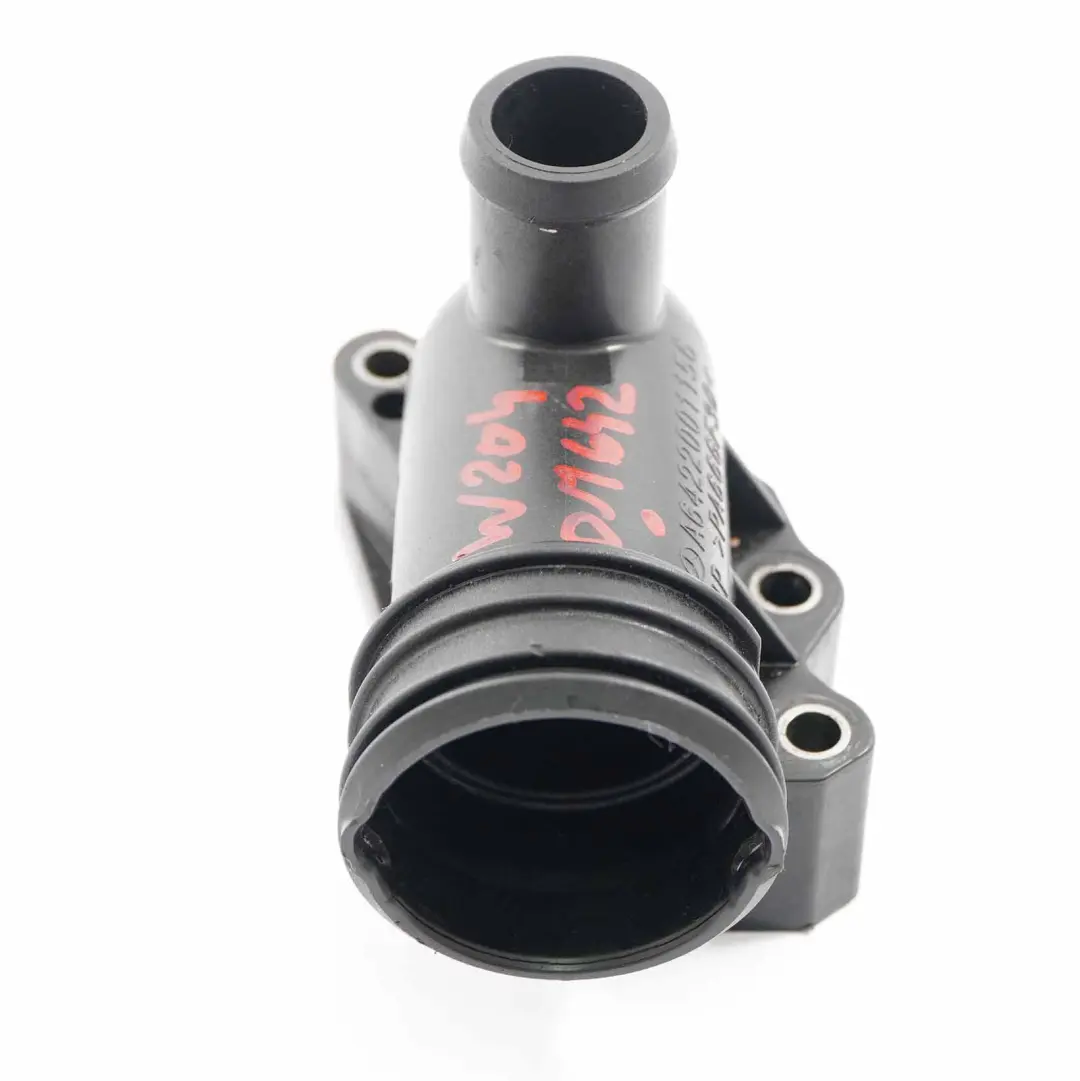 Mercedes-Benz W164 W204 W212 OM642 Carcasa del termostato Tubo Brida A6422000056 para con número de pieza A6422001156 Mercedes-Benz W164 W204 W212 OM642 Carcasa del termostato Tubo Brida A6422000056 - SKU A6422001156 - Número de pieza A6422001156