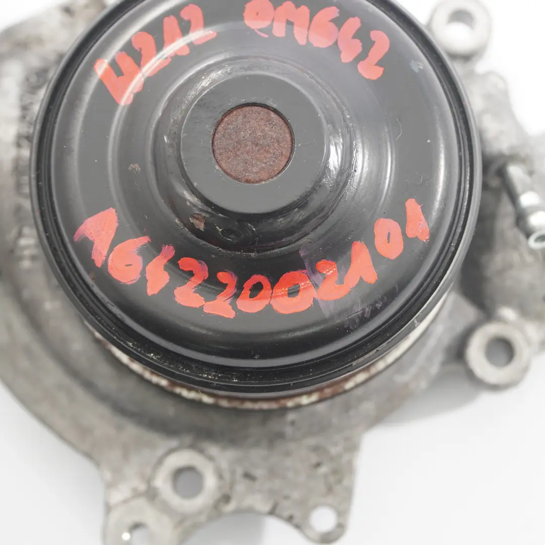 OM642 Diesel motor Wasser pumpe Kühlmittel Wasser für Mercedes W212 mit Teilenummer A6422002101 Mercedes W212 OM642 Diesel motor Wasser pumpe Kühlmittel Wasser - SKU A6422002101 - Teilenummer A6422002101
