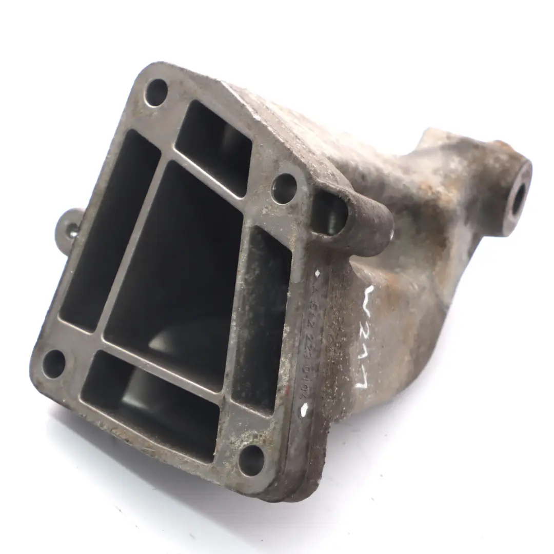 Motor halterung Mercedes W211 CLS C219 OM642 Rechts Halterung - SKU A6422230104 - Teilenummer A6422230104