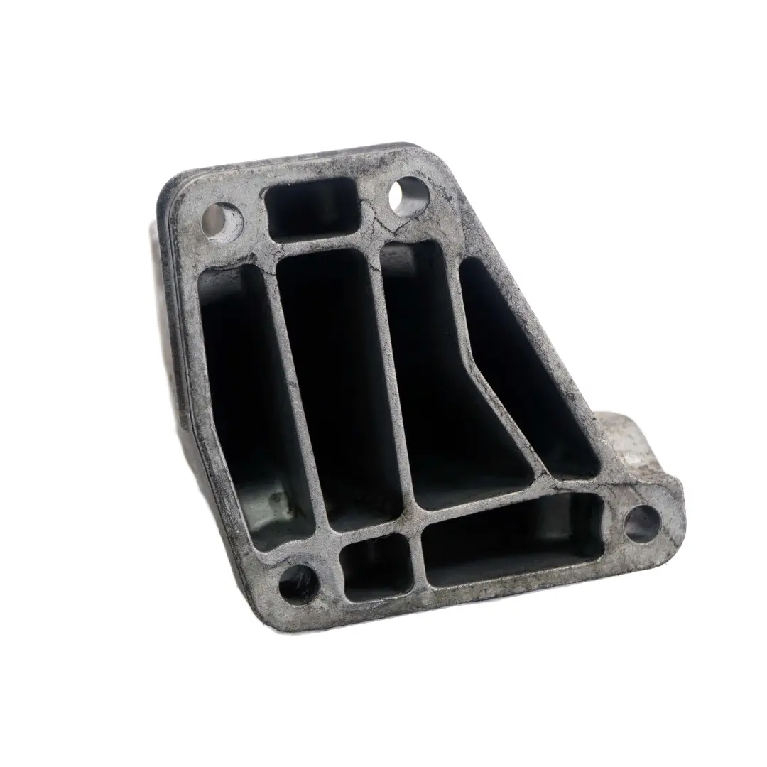 Mercedes W221 Mocowanie Łapa Silnika Lewa OM642 - SKU A6422230404 - Numer Części A6422230404