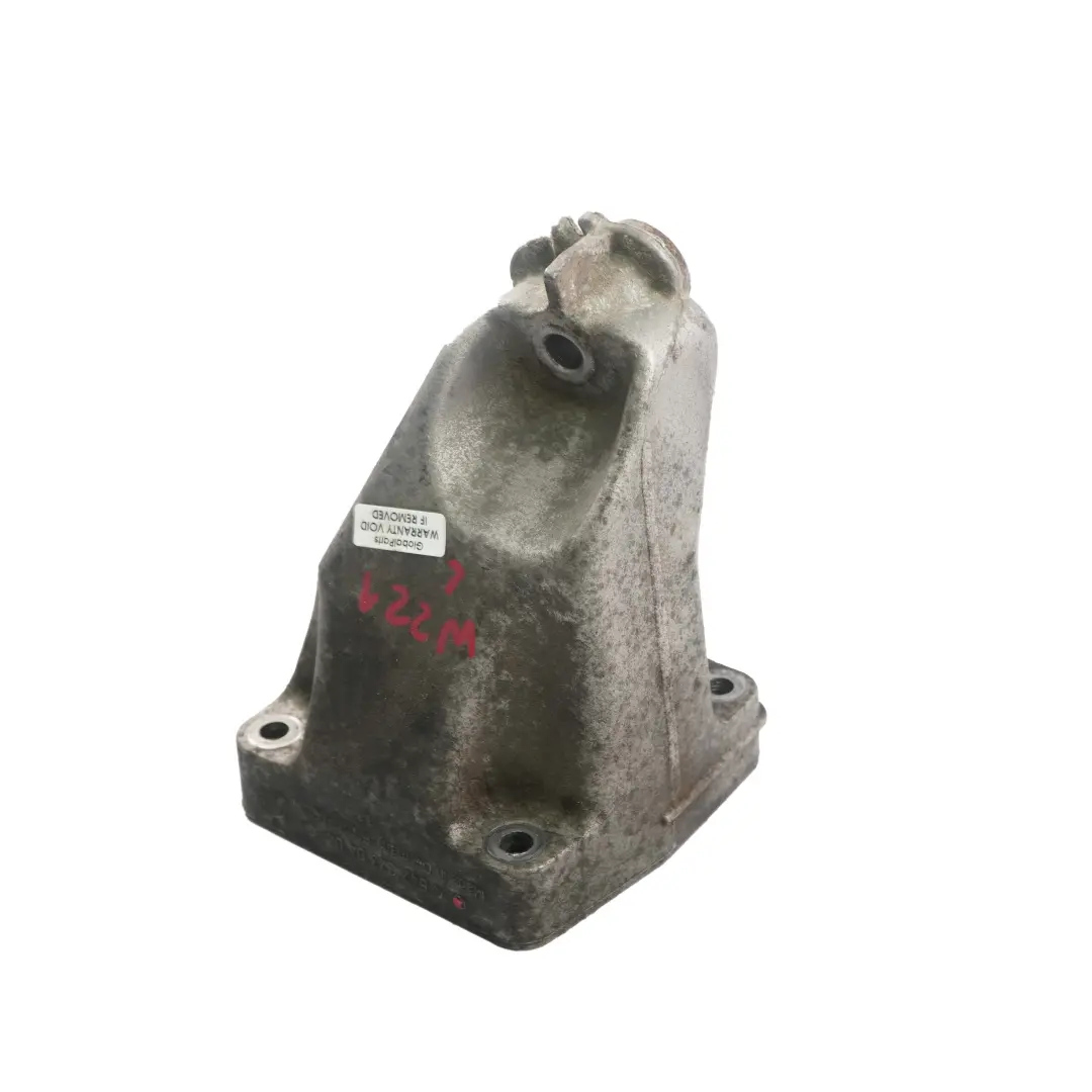 Mercedes W221 OM642 Palier de support gauche - SKU A6422230404 - Numéro de pièce A6422230404