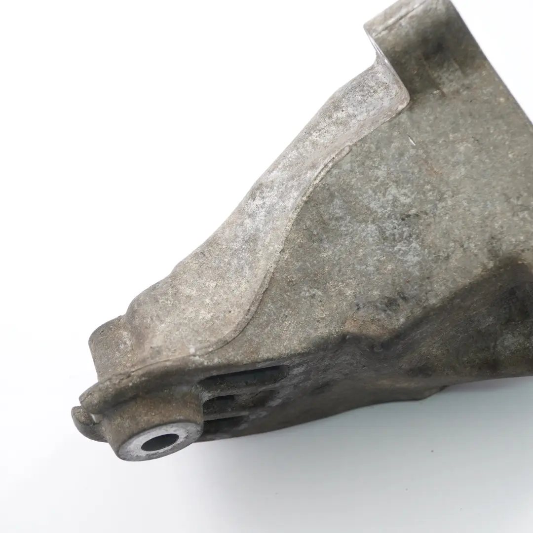 Support moteur Mercedes W204 M642 Diesel Support gauche pour à propos du numéro de pièce A6422230604 Support moteur Mercedes W204 M642 Diesel Support gauche - SKU A6422230604 - Numéro de pièce A6422230604