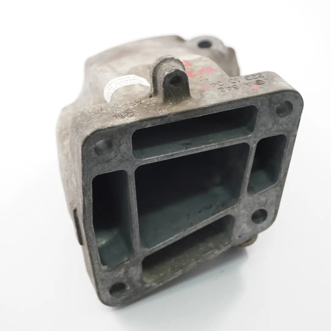  Motor halterung Mercedes W204 C207 OM642 Rechts Halterung - SKU A6422231004 - Teilenummer A6422231004
