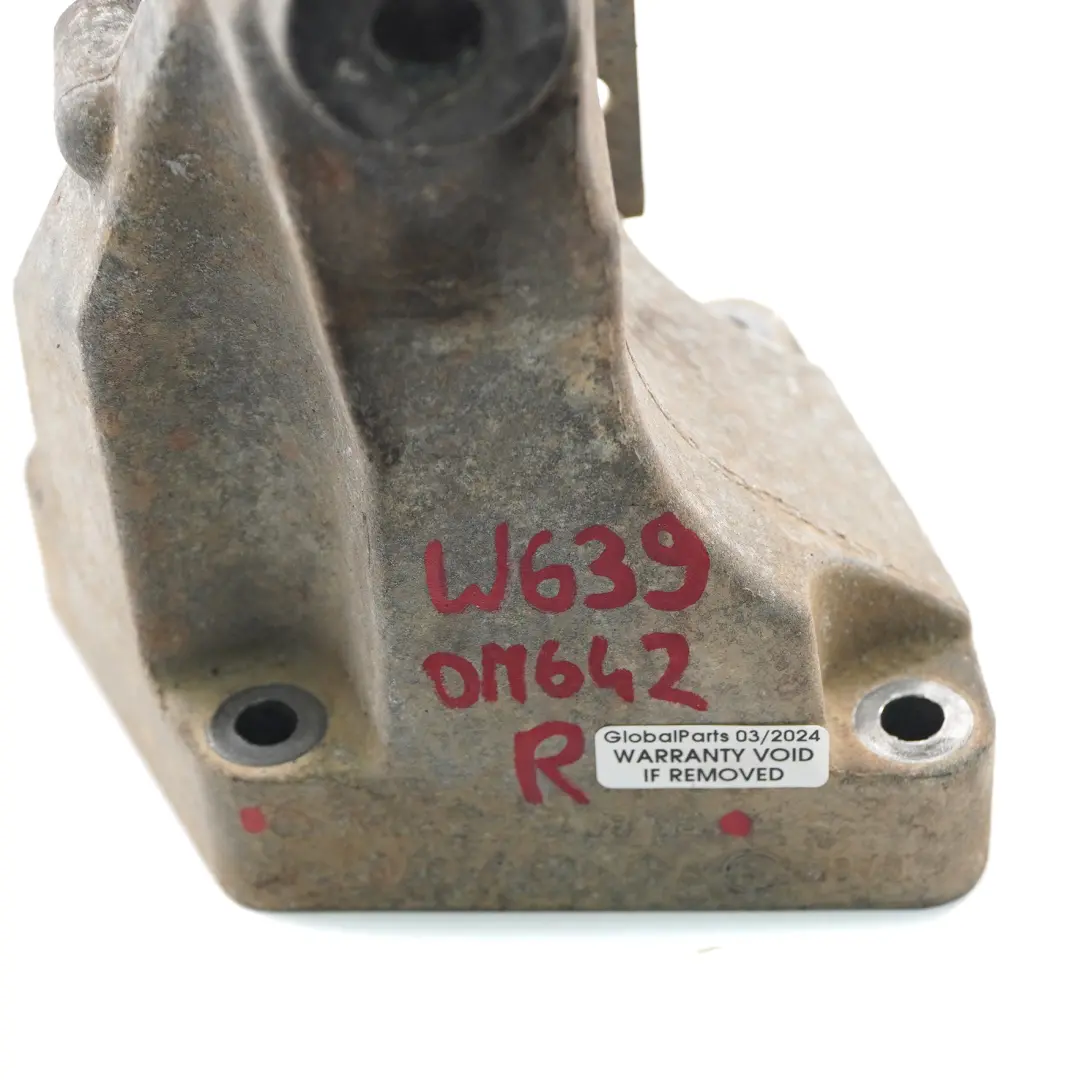 Portador Mercedes Vito W639 OM642 Motor Suspensión Derecho Portador para con número de pieza A6422232804 Portador Mercedes Vito W639 OM642 Motor Suspensión Derecho Portador - SKU A6422232804 - Número de pieza A6422232804