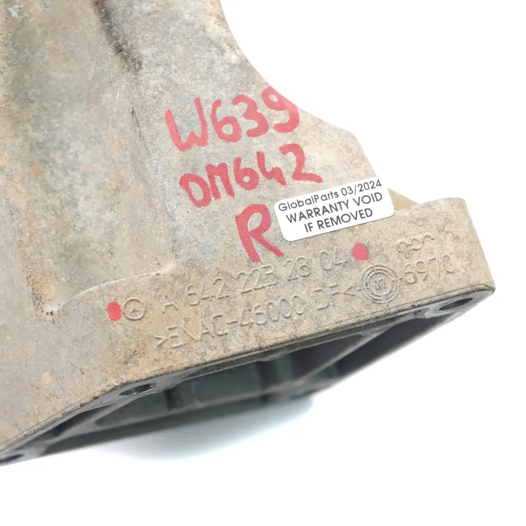 Carrier Mercedes Vito W639 OM642 Engine Suspension Right Carrier to with Part number A6422232804 Carrier Mercedes Vito W639 OM642 Engine Suspension Right Carrier - SKU A6422232804 - Part number A6422232804