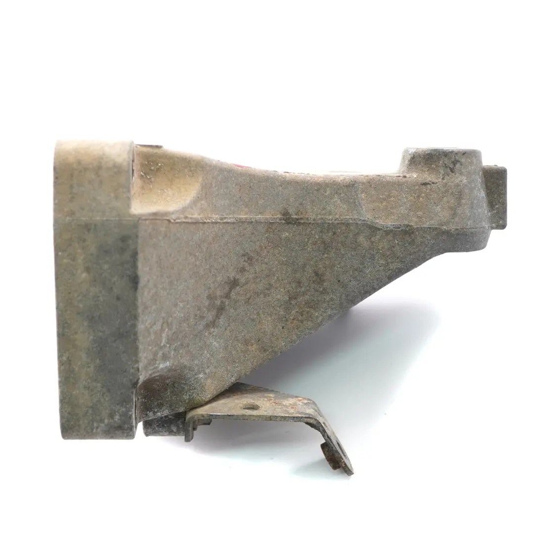 OM642 Zawieszenie Silnika Prawa Łapa do Mercedes Vito W639 o numerze A6422232804 Mercedes Vito W639 OM642 Zawieszenie Silnika Prawa Łapa - SKU A6422232804 - Numer Części A6422232804