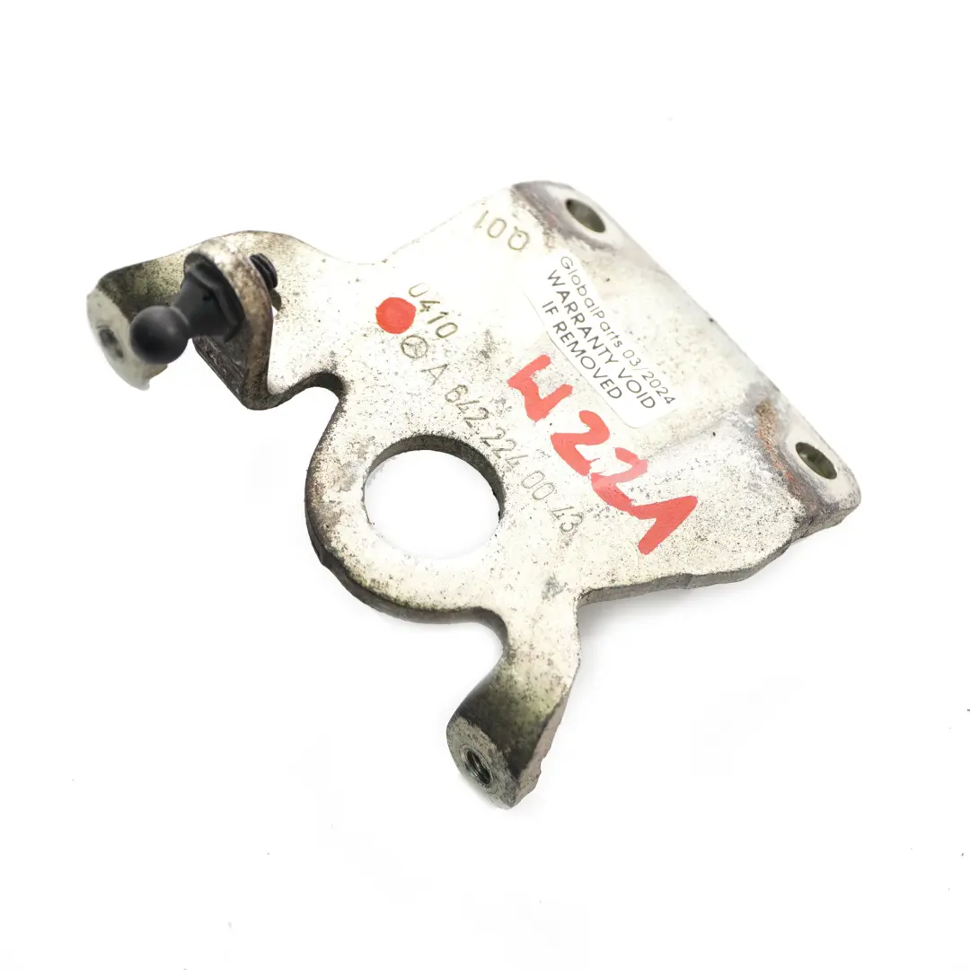 Support supérieur de moteur Mercedes W204 OM642 Moteur arrière droit Accessoire pour à propos du numéro de pièce A6422240043 Support supérieur de moteur Mercedes W204 OM642 Moteur arrière droit Accessoire - SKU A6422240043 - Numéro de pièce A6422240043