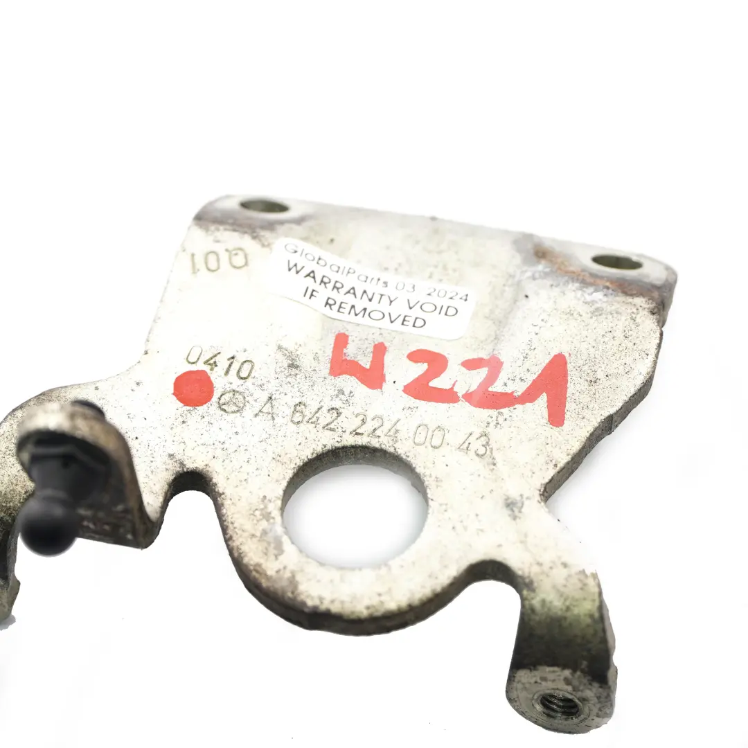  Motordeckel Halterung Mercedes W204 OM642 Motor Hinten Rechts Zubehör - SKU A6422240043 - Teilenummer A6422240043