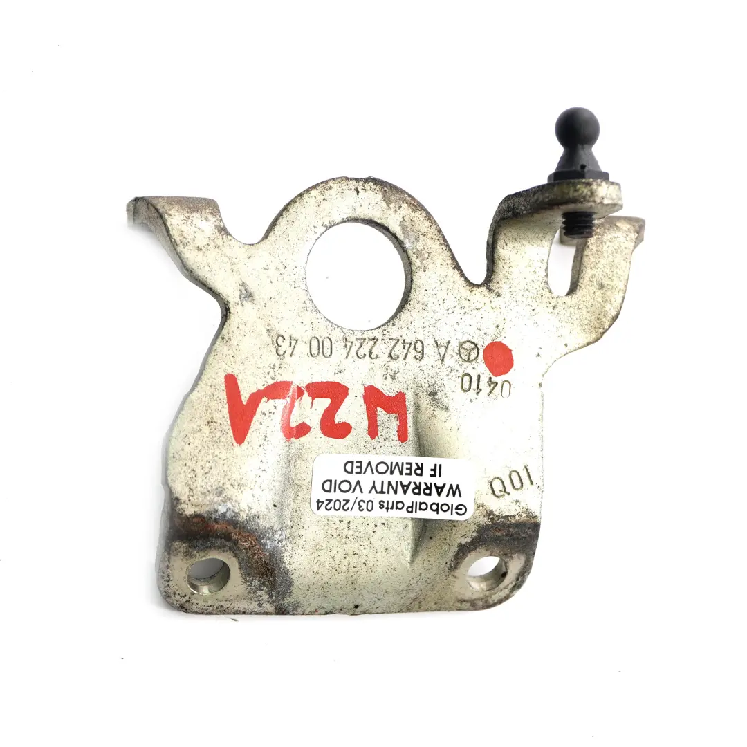  Support supérieur de moteur Mercedes W204 OM642 Moteur arrière droit Accessoire - SKU A6422240043 - Numéro de pièce A6422240043