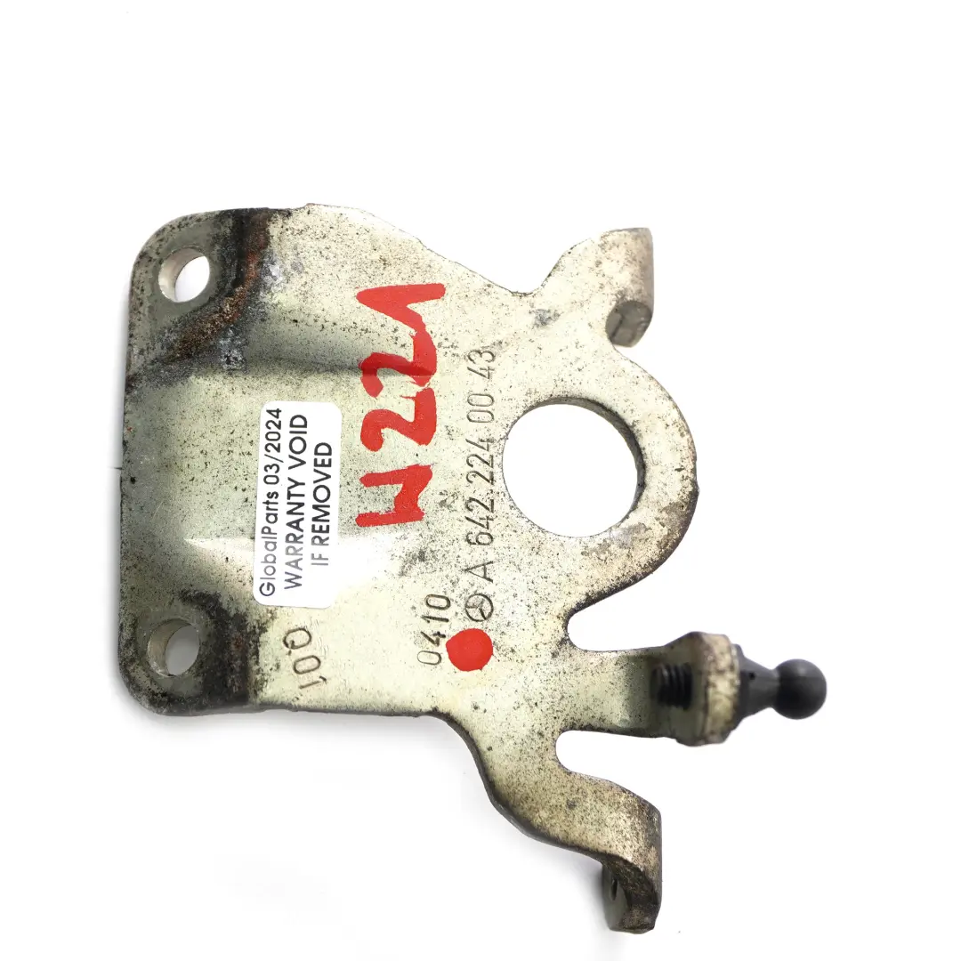 Support supérieur de moteur Mercedes W204 OM642 Moteur arrière droit Accessoire pour à propos du numéro de pièce A6422240043 Support supérieur de moteur Mercedes W204 OM642 Moteur arrière droit Accessoire - SKU A6422240043 - Numéro de pièce A6422240043