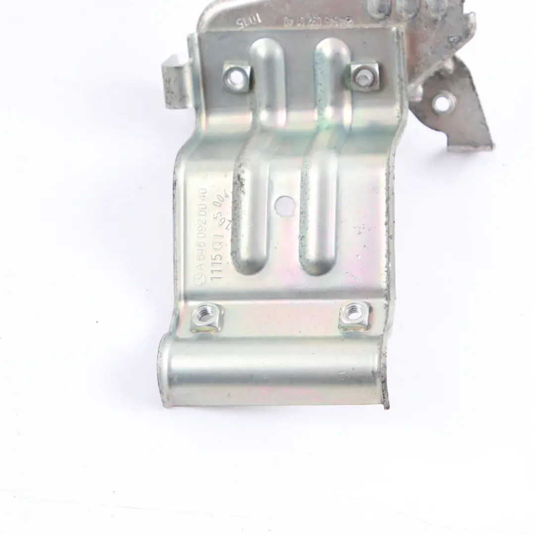 Alloggiamento filtro carburante Mercedes W176 W246 staffa montaggio per con numero di parte A6450900852 Alloggiamento filtro carburante Mercedes W176 W246 staffa montaggio - SKU A6450900852 - Numero di parte A6450900852
