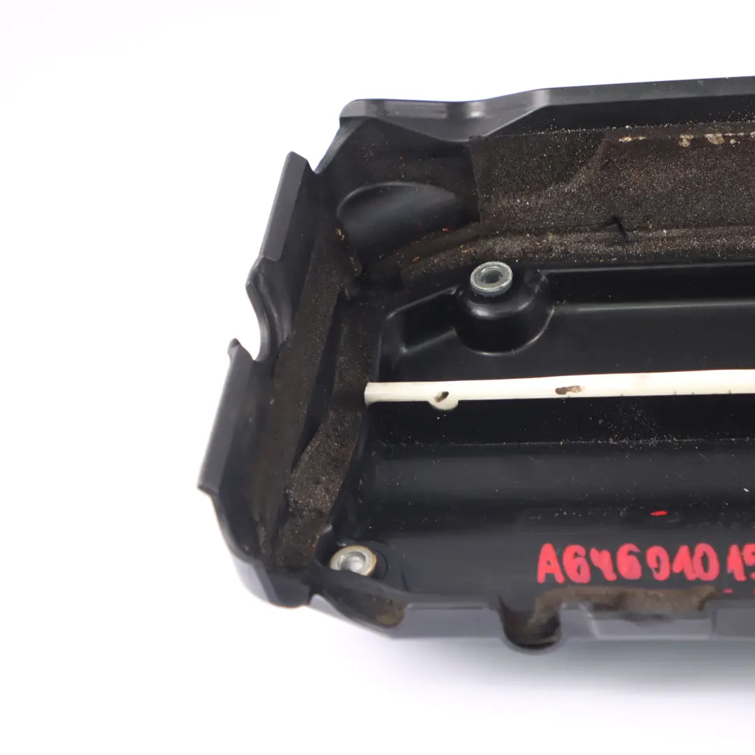 Head Cover Mercedes W639 Housing Panelling OM646 Diesel A6460160224 to Engine with Part number A6460101567 Engine Head Cover Mercedes W639 Housing Panelling OM646 Diesel A6460160224 - SKU A6460101567-1 - Part number A6460101567