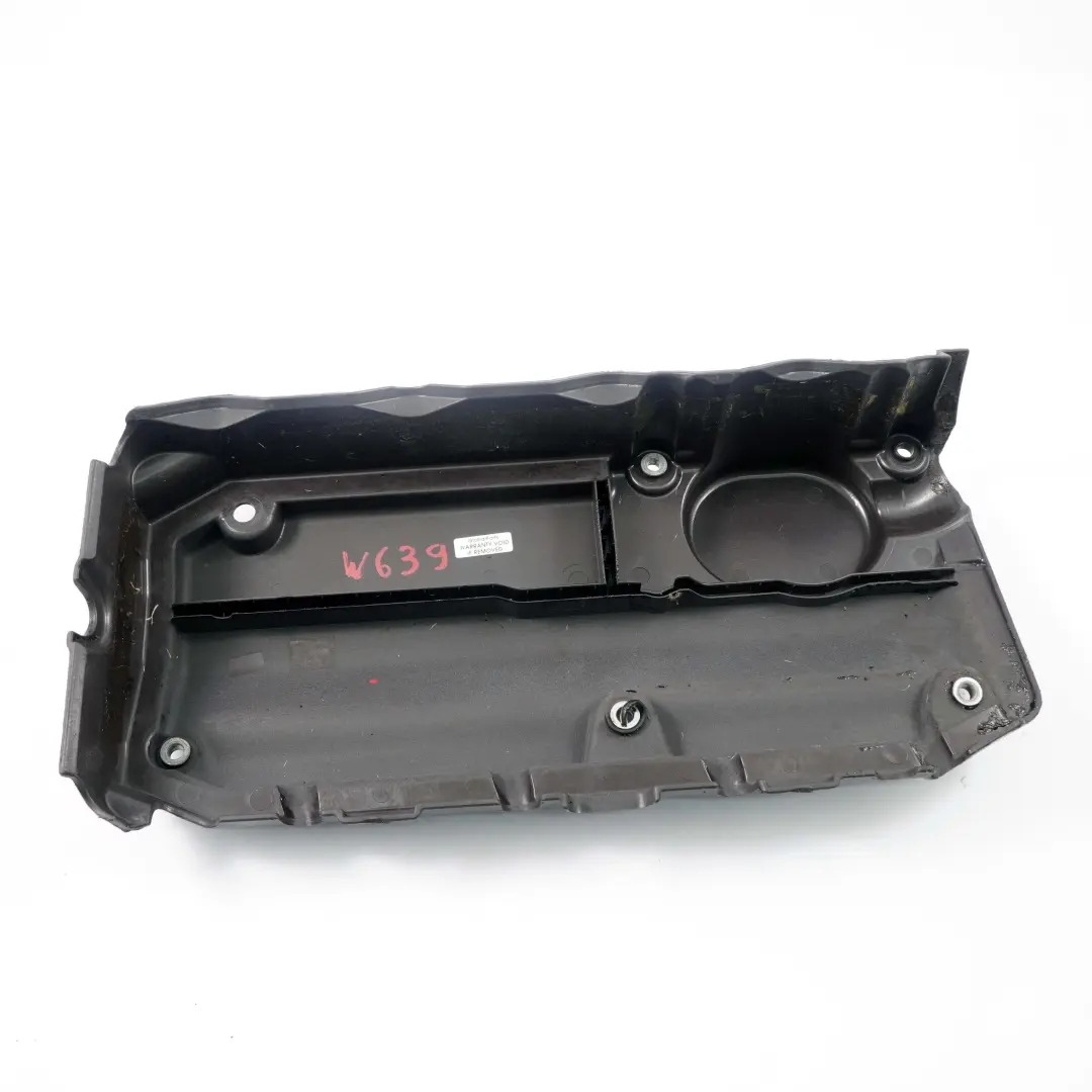 Head Cover Mercedes W639 Housing Panelling OM646 Diesel to Engine with Part number A6460101567 Engine Head Cover Mercedes W639 Housing Panelling OM646 Diesel - SKU A6460101567 - Part number A6460101567