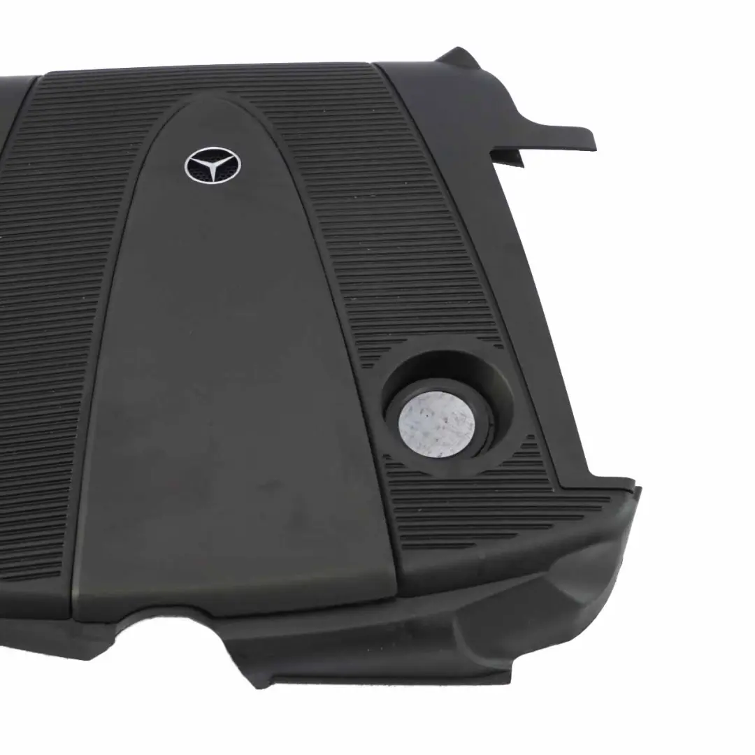 Coprimotore Mercedes W203 W209 OM646 Diesel Pannello Isolamento per con numero di parte A6460102367 Coprimotore Mercedes W203 W209 OM646 Diesel Pannello Isolamento - SKU A6460102367-1 - Numero di parte A6460102367