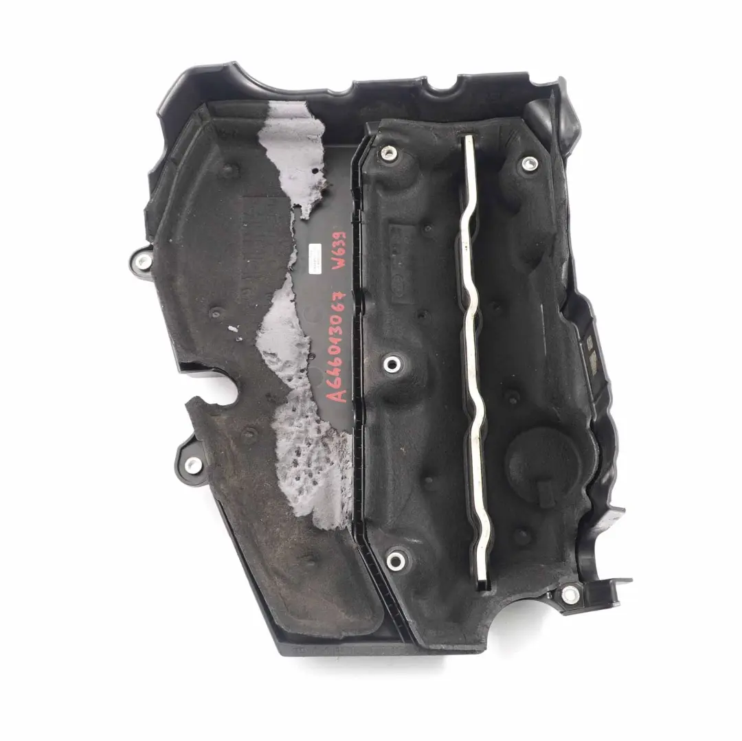 Motorabdeckung Mercedes W639 W906 OM646 Diesel Akustikplatte für mit Teilenummer A6460103067 Motorabdeckung Mercedes W639 W906 OM646 Diesel Akustikplatte - SKU A6460103067 - Teilenummer A6460103067