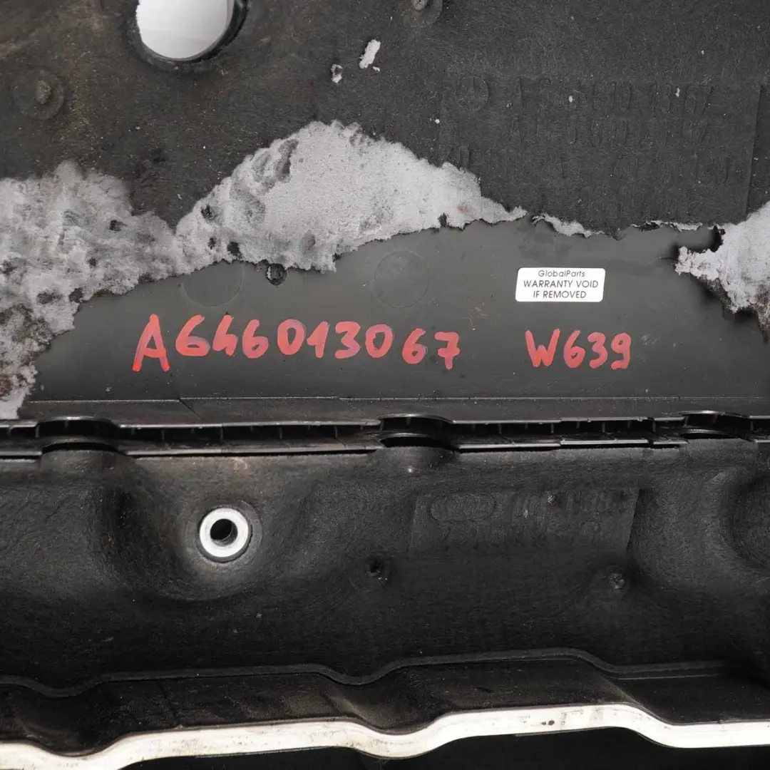 Coperchio Motore Mercedes W639 W906 OM646 Diesel Pannello Acustico per con numero di parte A6460103067 Coperchio Motore Mercedes W639 W906 OM646 Diesel Pannello Acustico - SKU A6460103067 - Numero di parte A6460103067