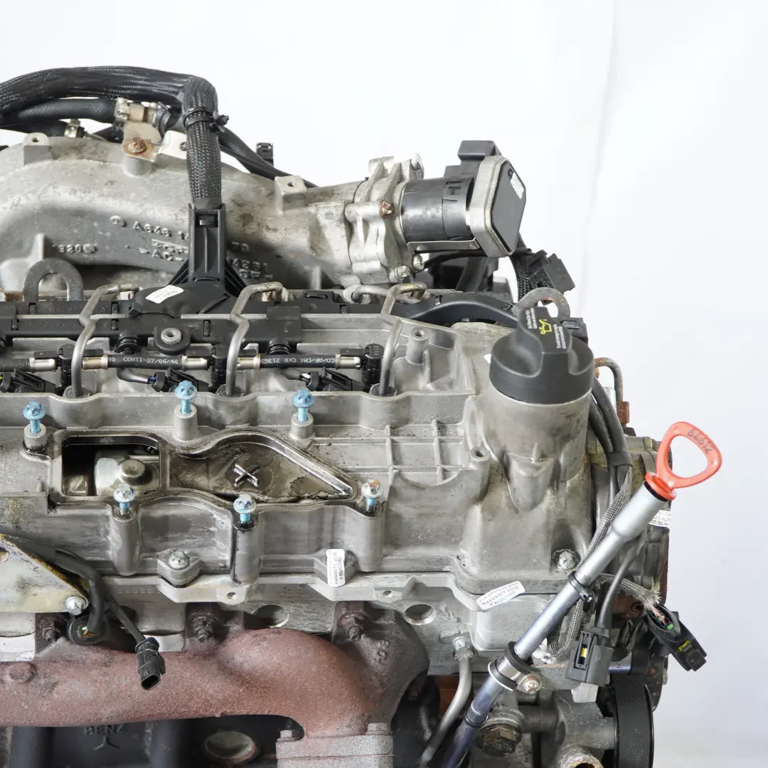Desnudo 646984 646.984 88HP 139 000 km, GARANTÍA para Mercedes Sprinter W906 Motor con número de pieza A6460103946 Mercedes Sprinter W906 Motor Desnudo 646984 646.984 88HP 139 000 km, GARANTÍA - SKU A6460103946 - Número de pieza A6460103946