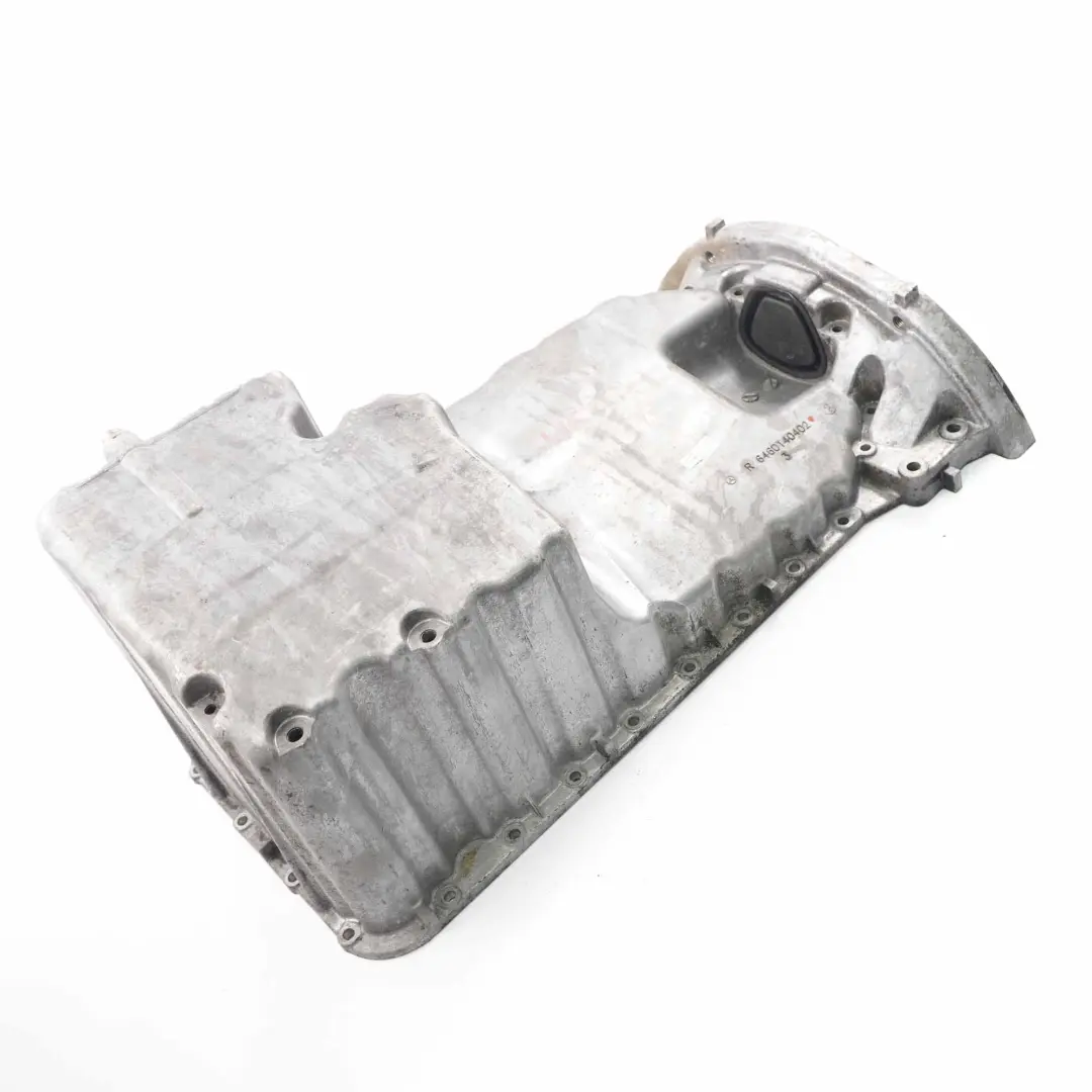 Mercedes W639 OM646 Carter Vidange D'huile Pour Moteur Diesel - SKU A6460140402 - Numéro de pièce A6460140402