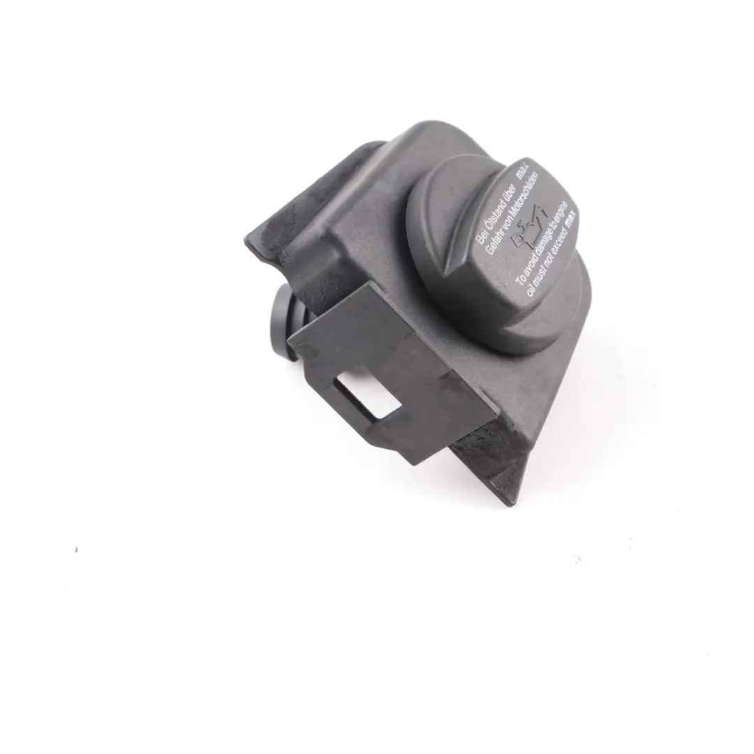 Korek Wlew Oleju do Mercedes W639 o numerze A6460160229 Mercedes W639 Korek Wlew Oleju - SKU A6460160229-2 - Numer Części A6460160229