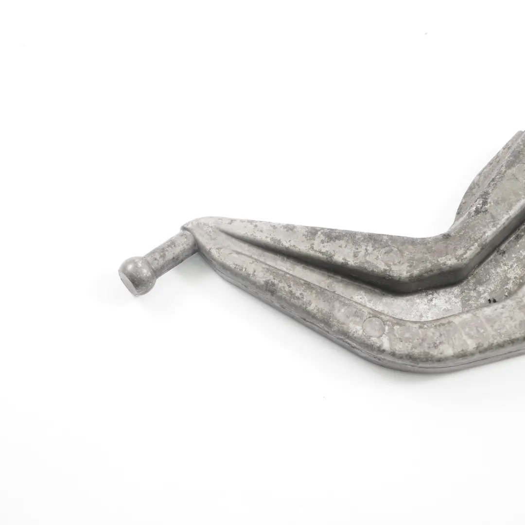 OM646 Soporte del Cojinete de Bomba Direccion Asistida para Mercedes W204 con número de pieza A6460160238 Mercedes W204 OM646 Soporte del Cojinete de Bomba Direccion Asistida - SKU A6460160238 - Número de pieza A6460160238