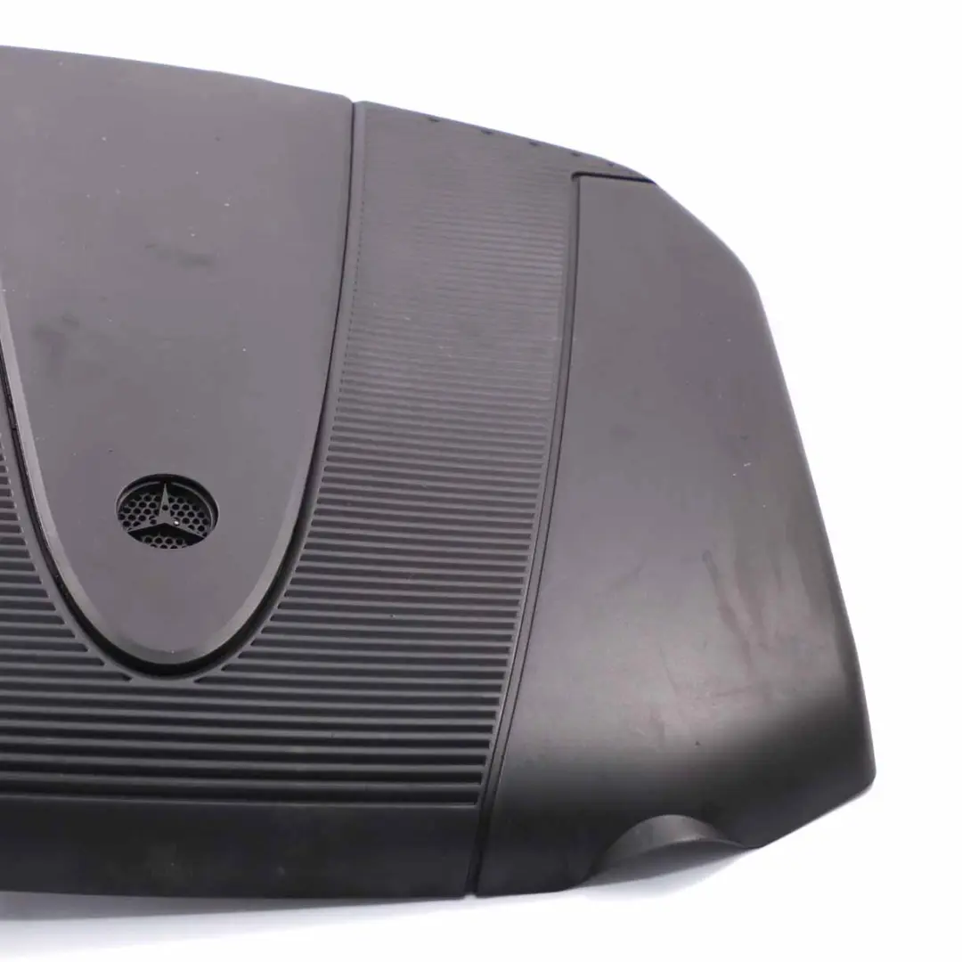  Couvercle de moteur Mercedes W203 2.2 CDI OM646 Isolation acoustique du moteur - SKU A6460160624 - Numéro de pièce A6460160624