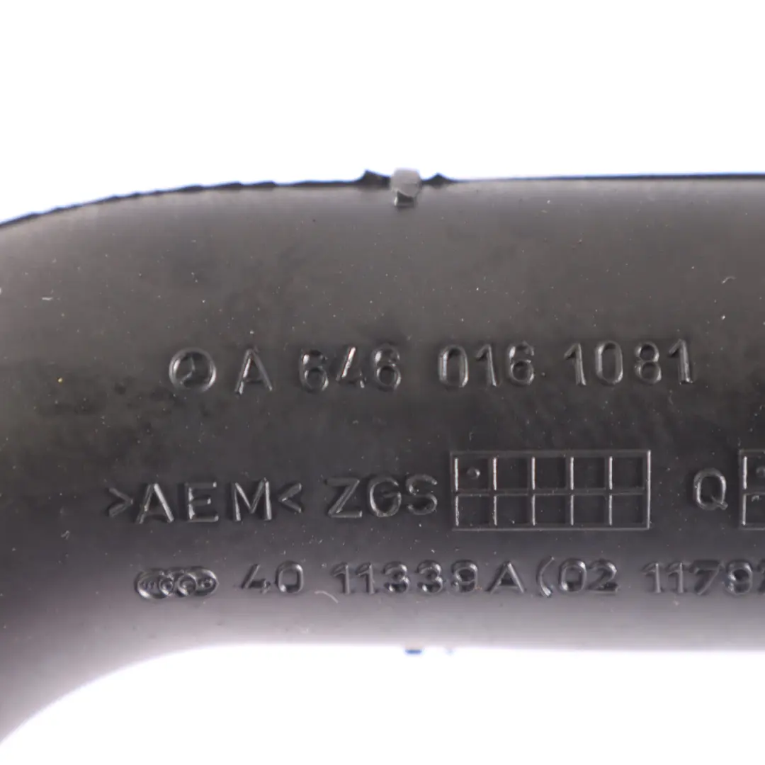  Tuyau de reniflard Mercedes W204 W639 Diesel OM646 Tuyau d'évent du carter - SKU A6460161081 - Numéro de pièce A6460161081