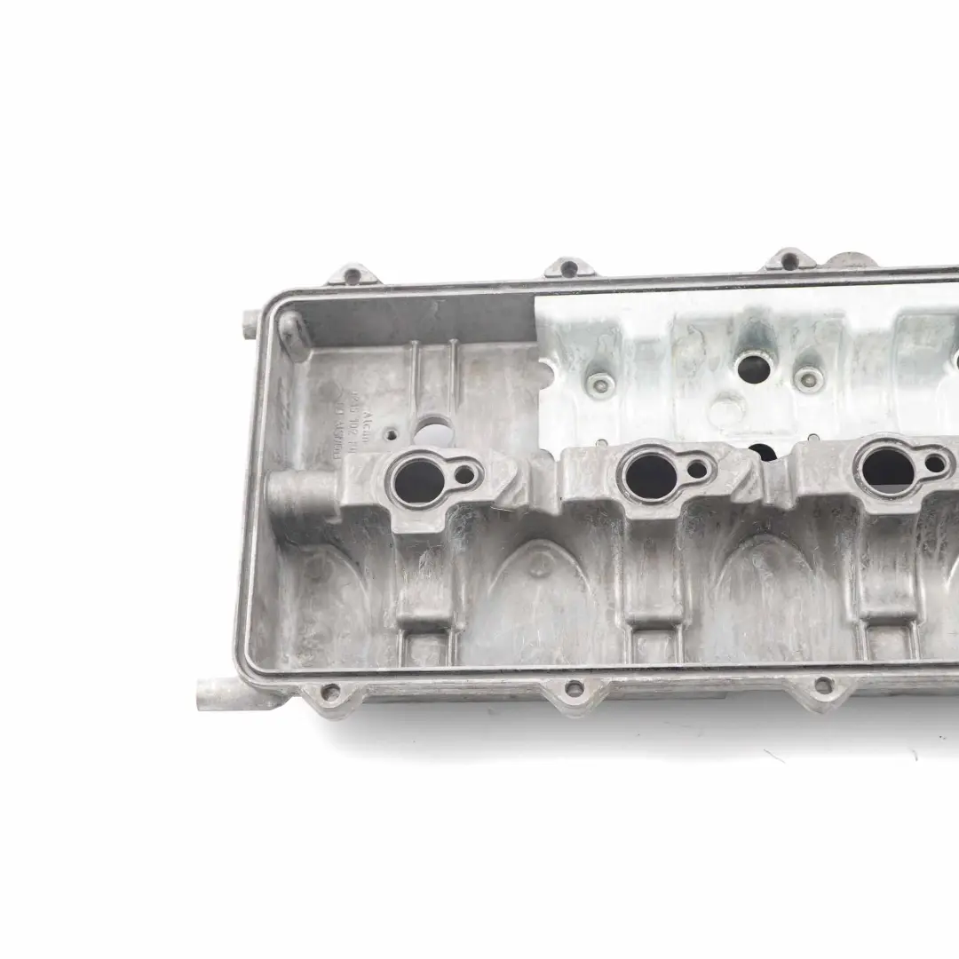 OM646 CDI Diesel Cylinder Head Valve Cover to Mercedes W639 with Part number A6460161405 Mercedes W639 OM646 CDI Diesel Cylinder Head Valve Cover - SKU A6460161405 - Part number A6460161405