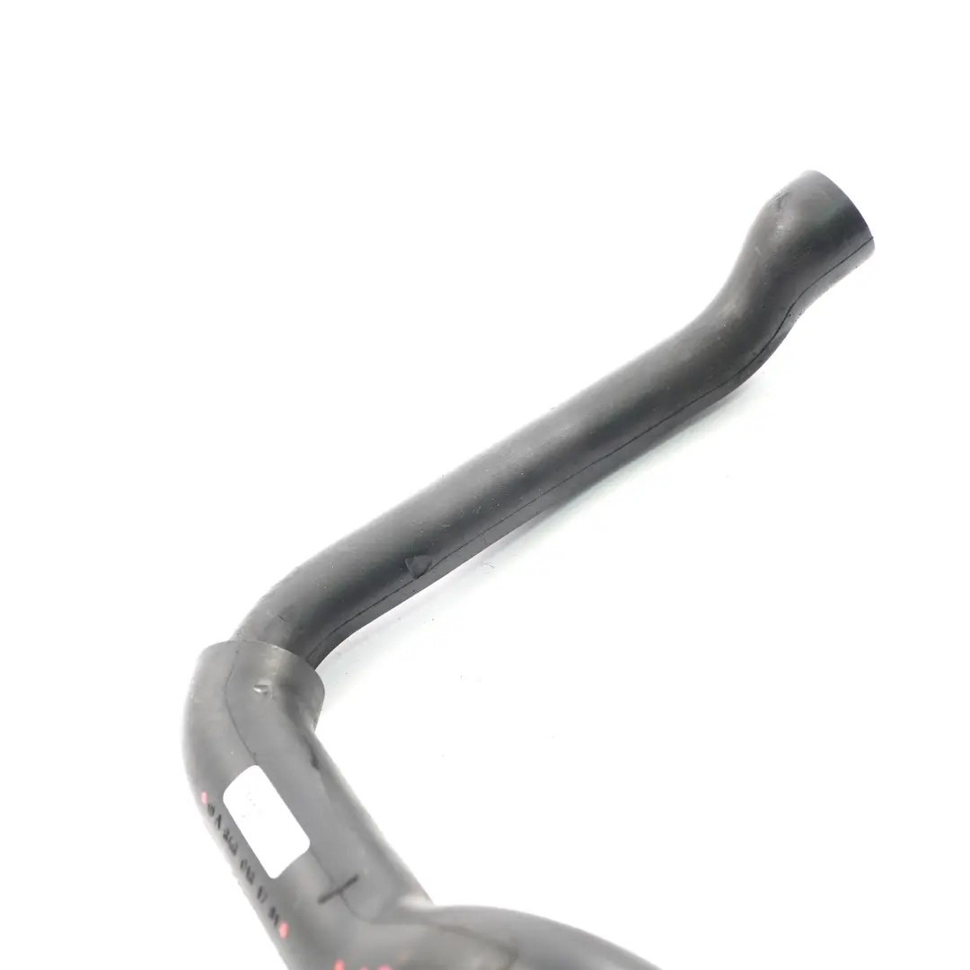 OM646 Tubo flessibile sfiato ventilazione manovella per Mercedes W211 con numero di parte A6460161781 Mercedes W211 OM646 Tubo flessibile sfiato ventilazione manovella - SKU A6460161781 - Numero di parte A6460161781