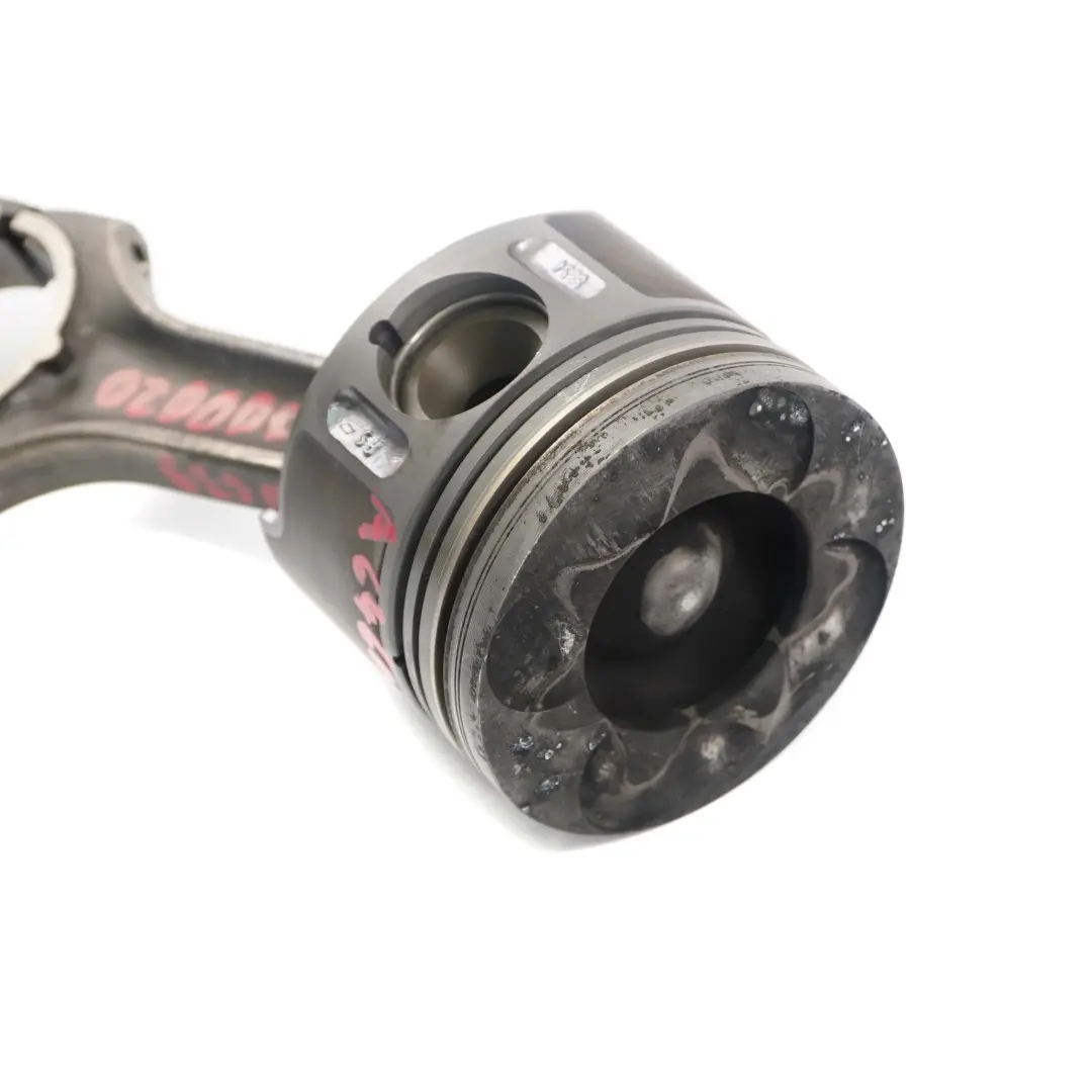 Tłok Korbowód do Mercedes W203 W204 W211 C209 o numerze A6460300220 Mercedes W203 W204 W211 C209 Tłok Korbowód - SKU A6460300220 - Numer Części A6460300220