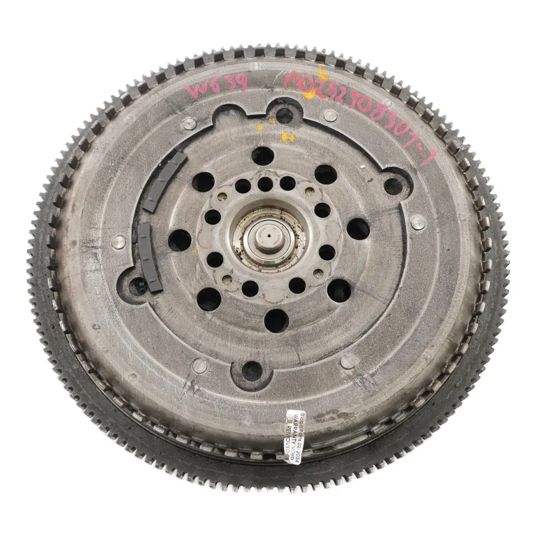 OM646 Zwei massen schwungrad für Mercedes Vito W639 Diesel mit Teilenummer A6460300805 Mercedes Vito W639 Diesel OM646 Zwei massen schwungrad - SKU A6460300805 - Teilenummer A6460300805