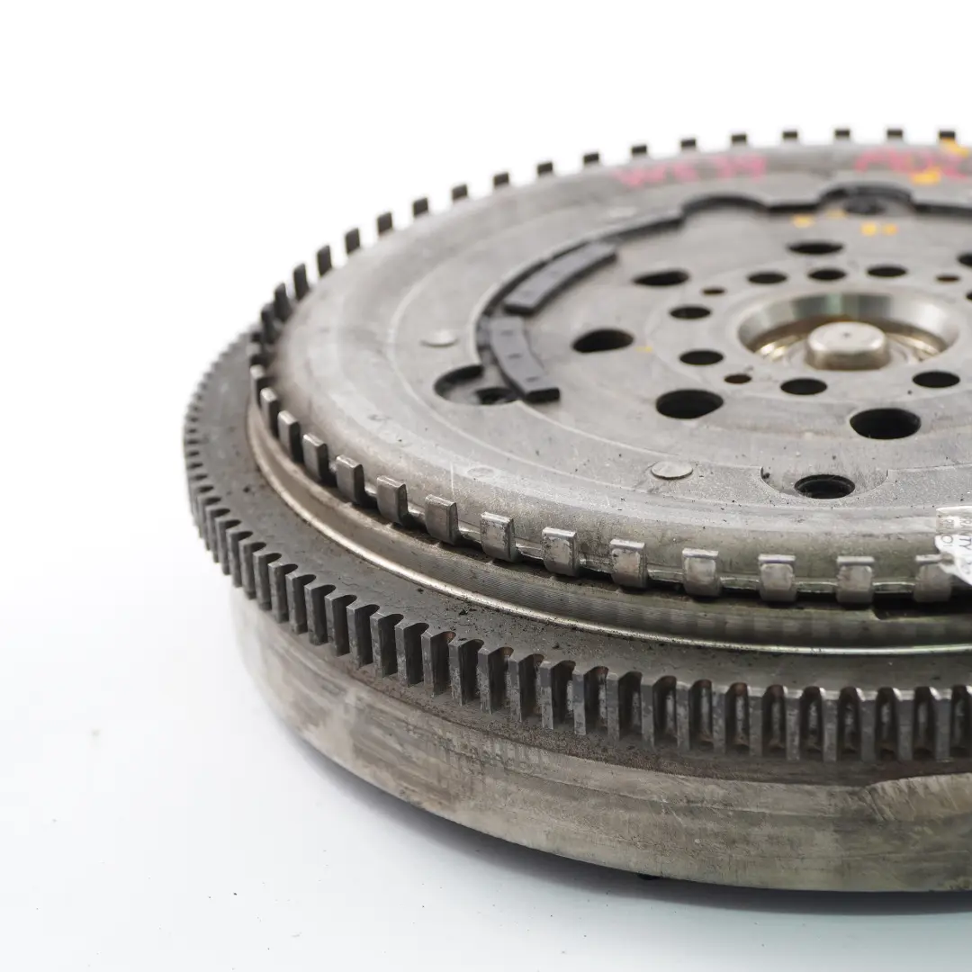 OM646 Dual Twin Mass Flywheel to Mercedes Vito W639 Diesel with Part number A6460300805 Mercedes Vito W639 Diesel OM646 Dual Twin Mass Flywheel - SKU A6460300805 - Part number A6460300805