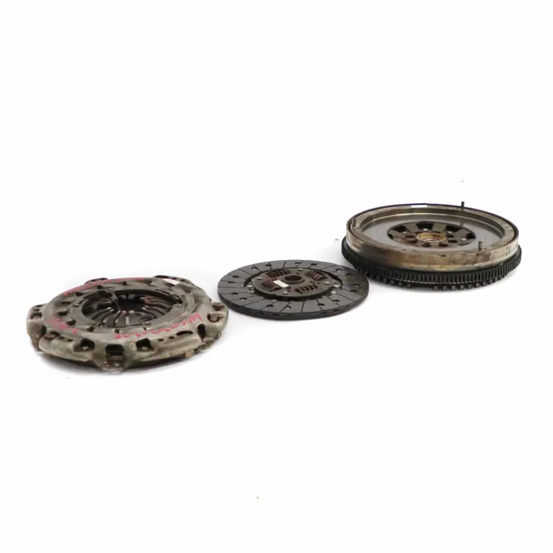 Mercedes Sprinter W906 OM646 Kit d'embrayage double volant moteur - SKU A6460301305 - Numéro de pièce A6460301305