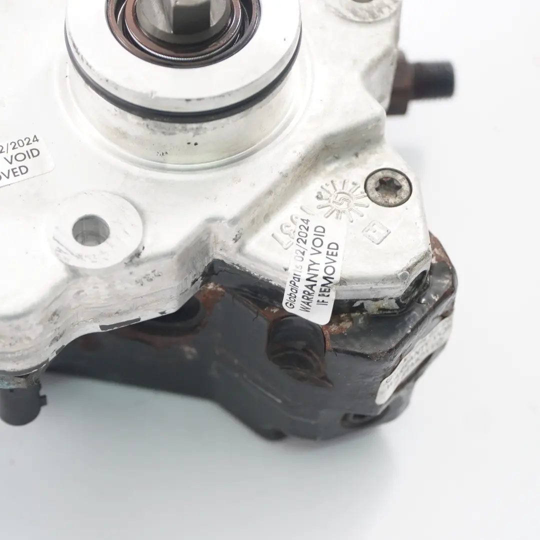 Pompa carburante Mercedes W203 W211 W906 OM646 Pompa alta pressione per con numero di parte A6460700101 Pompa carburante Mercedes W203 W211 W906 OM646 Pompa alta pressione - SKU A6460700101 - Numero di parte A6460700101