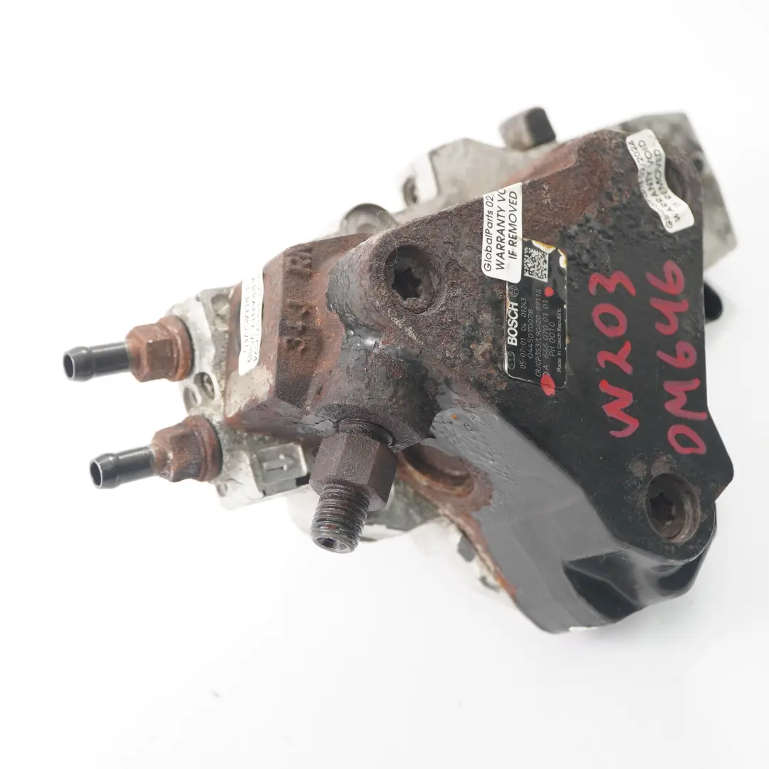  Pompe carburant Mercedes W203 W211 W906 OM646 Pompe haute pression - SKU A6460700101 - Numéro de pièce A6460700101