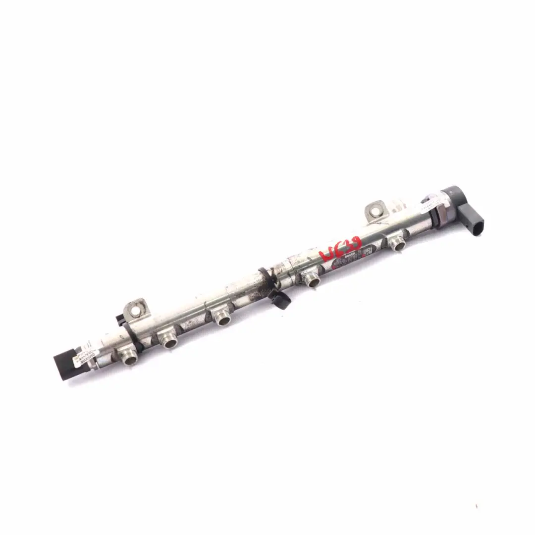 OM646 Diesel Fuel Injector Pressure Rail Line to Mercedes W639 W906 with Part number A6460700695 Mercedes W639 W906 OM646 Diesel Fuel Injector Pressure Rail Line - SKU A6460700695 - Part number A6460700695