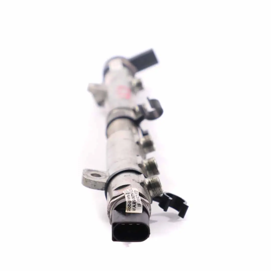 OM646 Diesel iniettore pressione Rail Line per Mercedes W639 W906 con numero di parte A6460700695 Mercedes W639 W906 OM646 Diesel iniettore pressione Rail Line - SKU A6460700695 - Numero di parte A6460700695