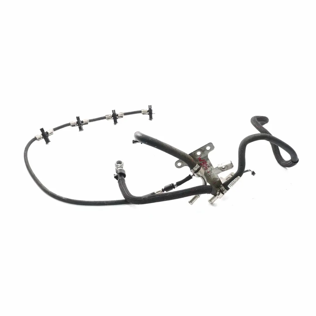 OM646 Kraftstoff einspritzung Versorgungs leitungen für Mercedes W906 mit Teilenummer A6460701032 Mercedes W906 OM646 Kraftstoff einspritzung Versorgungs leitungen - SKU A6460701032 - Teilenummer A6460701032