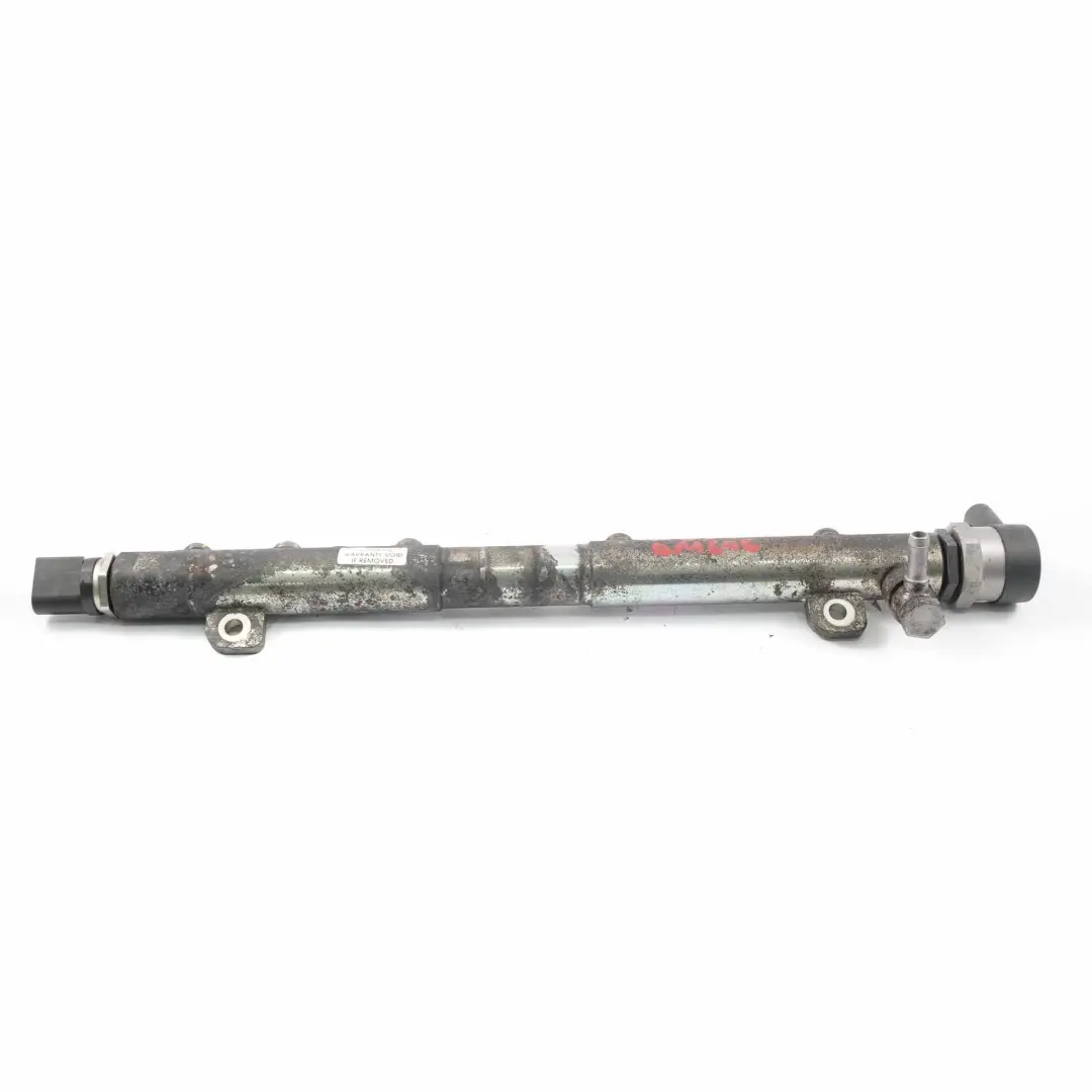 Mercedes W639 W906 Carburant Rampe D'Injection OM646 Diesel - SKU A6460701895 - Numéro de pièce A6460701895