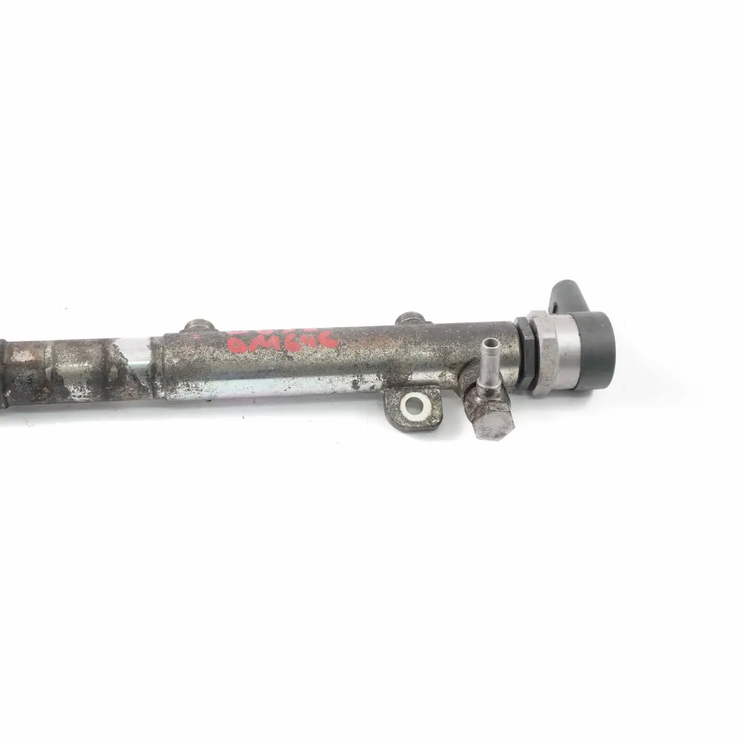 Injector Pressure Rail Line OM646 to Mercedes W639 W906 Fuel with Part number A6460701895 Mercedes W639 W906 Fuel Injector Pressure Rail Line OM646 - SKU A6460701895 - Part number A6460701895