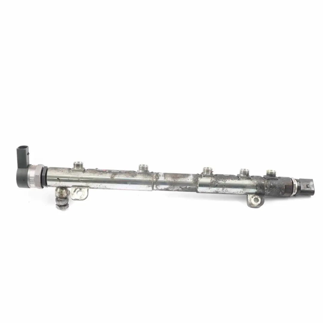 Mercedes W639 W906 Carburant Rampe D'Injection OM646 Diesel - SKU A6460701895 - Numéro de pièce A6460701895