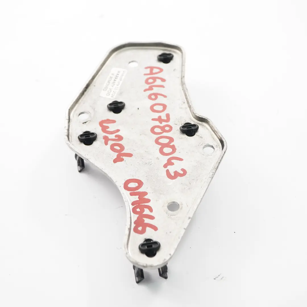 Placa Mercedes W204 Diesel OM646 Sistema Fuel Rail Montaje Pate para con número de pieza A6460780043 Placa Mercedes W204 Diesel OM646 Sistema Fuel Rail Montaje Pate - SKU A6460780043 - Número de pieza A6460780043