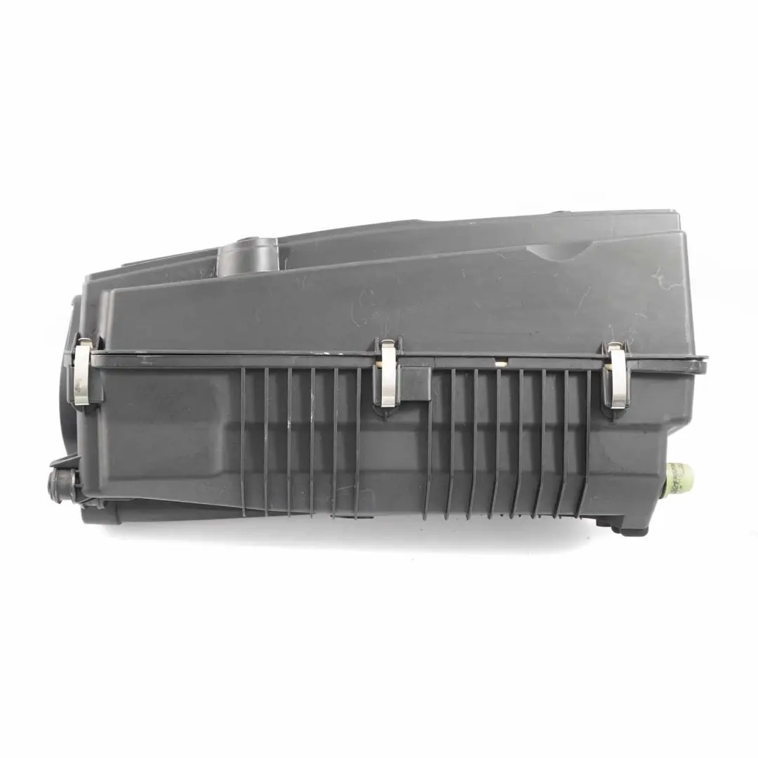 OM642 Lufteinlass Schalldämpfer Rohr Diesel für Mercedes W204 W212 mit Teilenummer A6460900901 Mercedes W204 W212 OM642 Lufteinlass Schalldämpfer Rohr Diesel - SKU A6460900901 - Teilenummer A6460900901