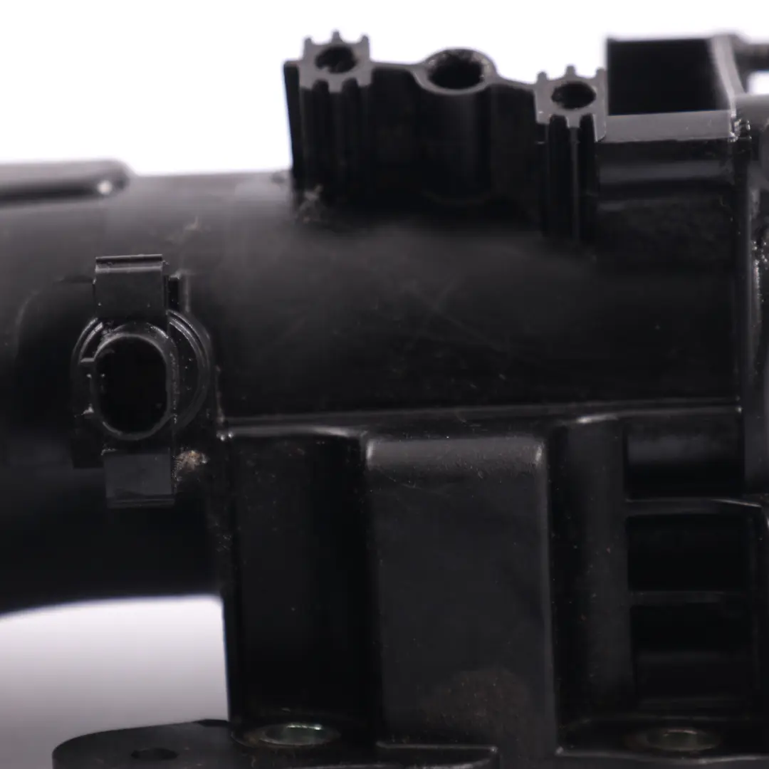 OM646 Lufteinlass-Laderohr Schlauch für Mercedes Sprinter W906 mit Teilenummer A6460902737 Mercedes Sprinter W906 OM646 Lufteinlass-Laderohr Schlauch - SKU A6460902737 - Teilenummer A6460902737