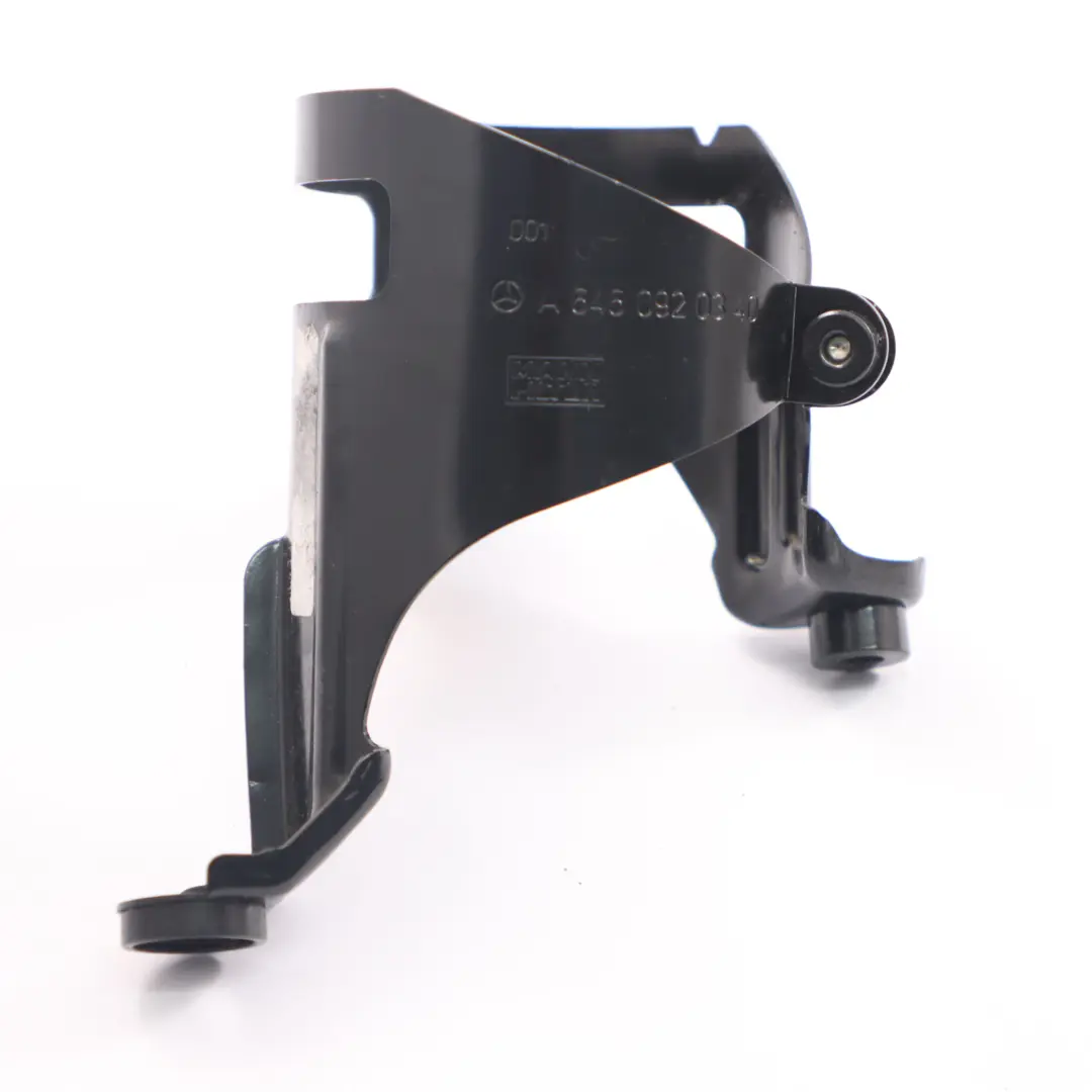 OM646 Fuel Filter Clamp Mount Bracket Support to Mercedes W203 with Part number A6460920340 Mercedes W203 OM646 Fuel Filter Clamp Mount Bracket Support - SKU A6460920340 - Part number A6460920340