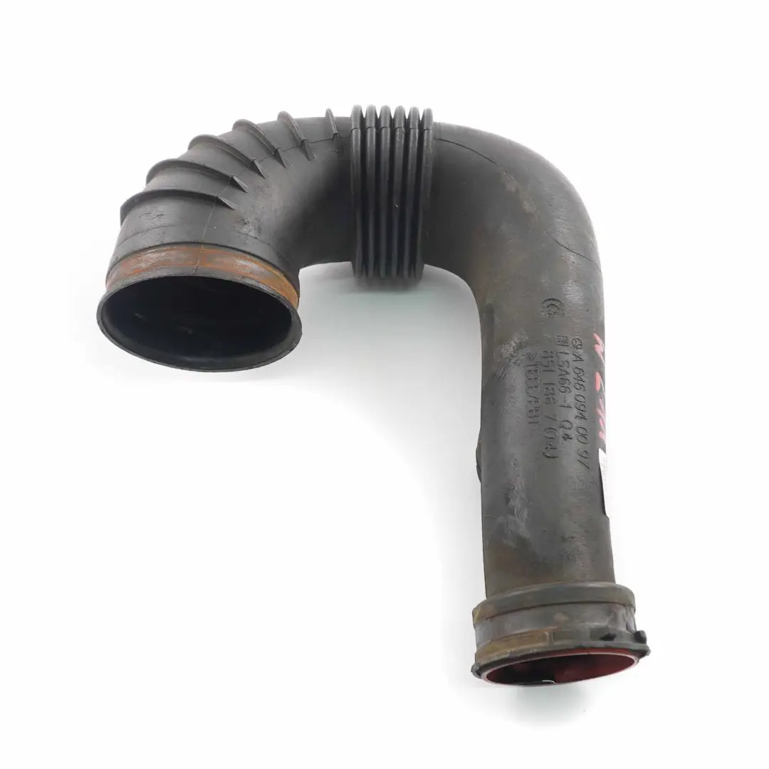 OM646 Turbo Intercooler Entrada Aire Tubo Manguera para Mercedes W211 con número de pieza A6460940097 Mercedes W211 OM646 Turbo Intercooler Entrada Aire Tubo Manguera - SKU A6460940097 - Número de pieza A6460940097