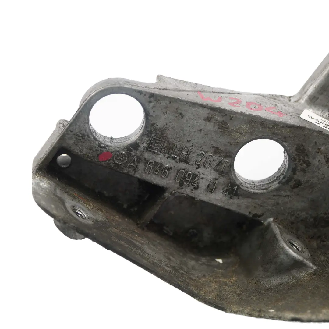 Mount Bracket Support Cylinder Head Diesel OM646 to Mercedes W203 W204 with Part number A6460941141 Mercedes W203 W204 Mount Bracket Support Cylinder Head Diesel OM646 - SKU A6460941141 - Part number A6460941141