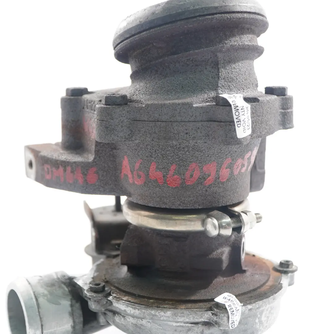 OM646 Turbo Turbosprężarka do Mercedes W639 o numerze A6460960299 Mercedes W639 OM646 Turbo Turbosprężarka - SKU A6460960299 - Numer Części A6460960299